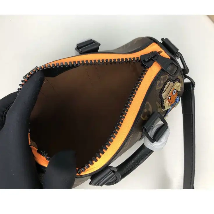 2204DJ0026 LV Bag 0728